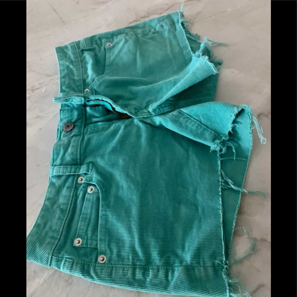 American Eagle women’s shorts